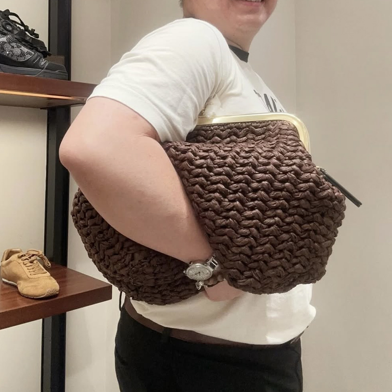 El yapımı Kisslock Çerçeveli O - Women Bags On Sale incelemesi ve fiyatı